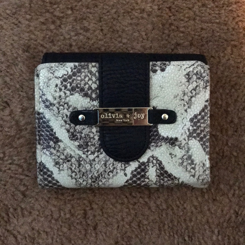 Faux snakeskin wallet